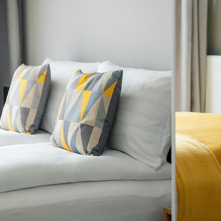 פוזנן Esencja Apartments With Free Parking Garbary 104 By Noclegi Renters מראה חיצוני תמונה