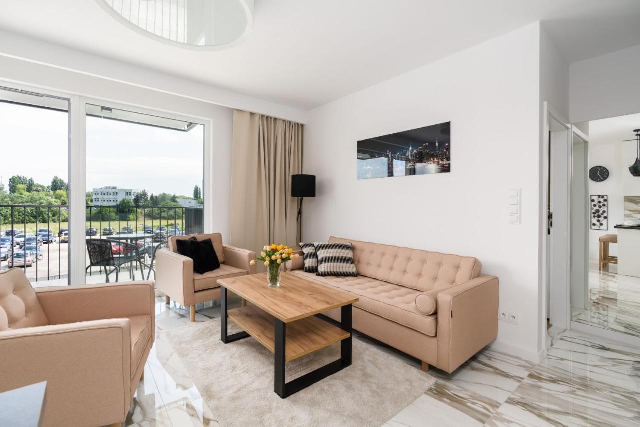 פוזנן Esencja Apartments With Free Parking Garbary 104 By Noclegi Renters מראה חיצוני תמונה