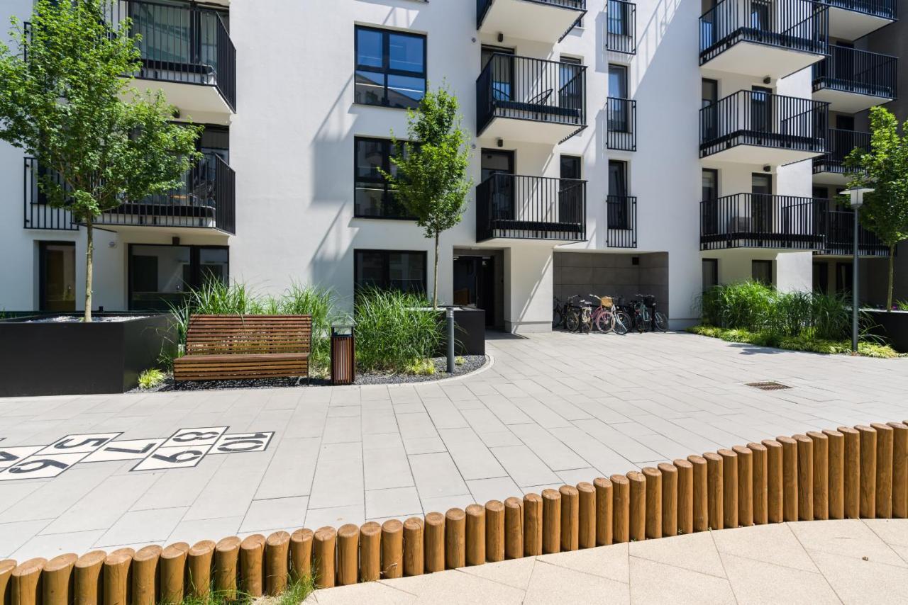 פוזנן Esencja Apartments With Free Parking Garbary 104 By Noclegi Renters מראה חיצוני תמונה