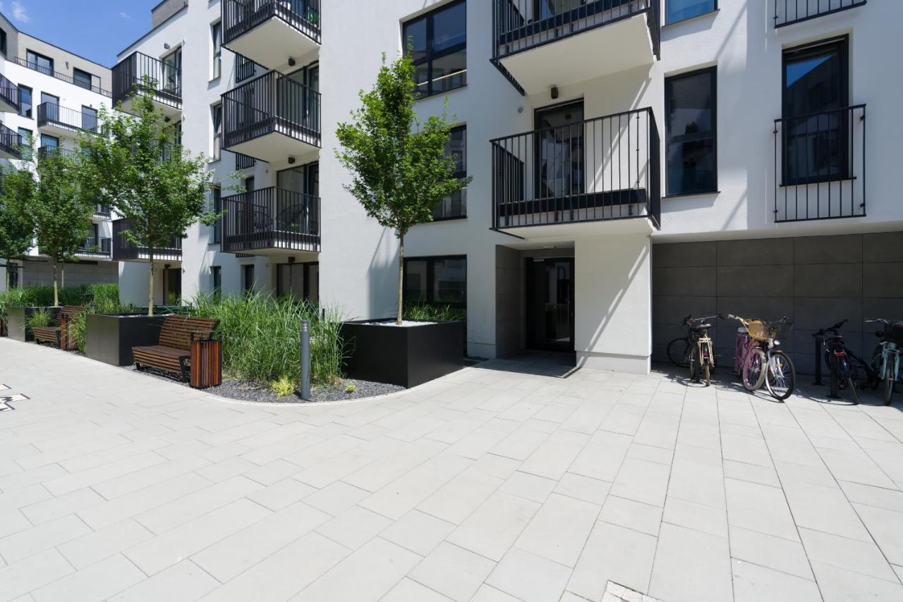 פוזנן Esencja Apartments With Free Parking Garbary 104 By Noclegi Renters מראה חיצוני תמונה
