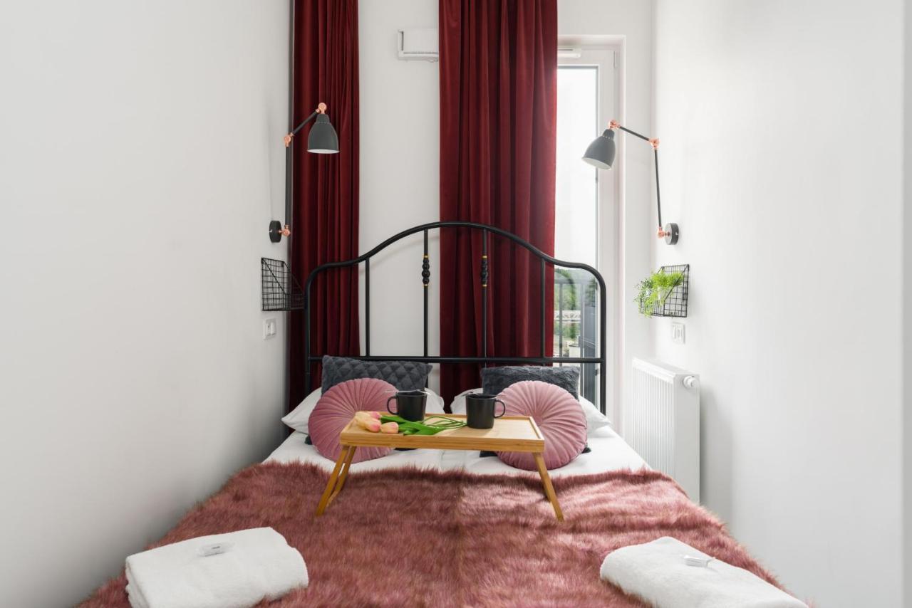 פוזנן Esencja Apartments With Free Parking Garbary 104 By Noclegi Renters מראה חיצוני תמונה
