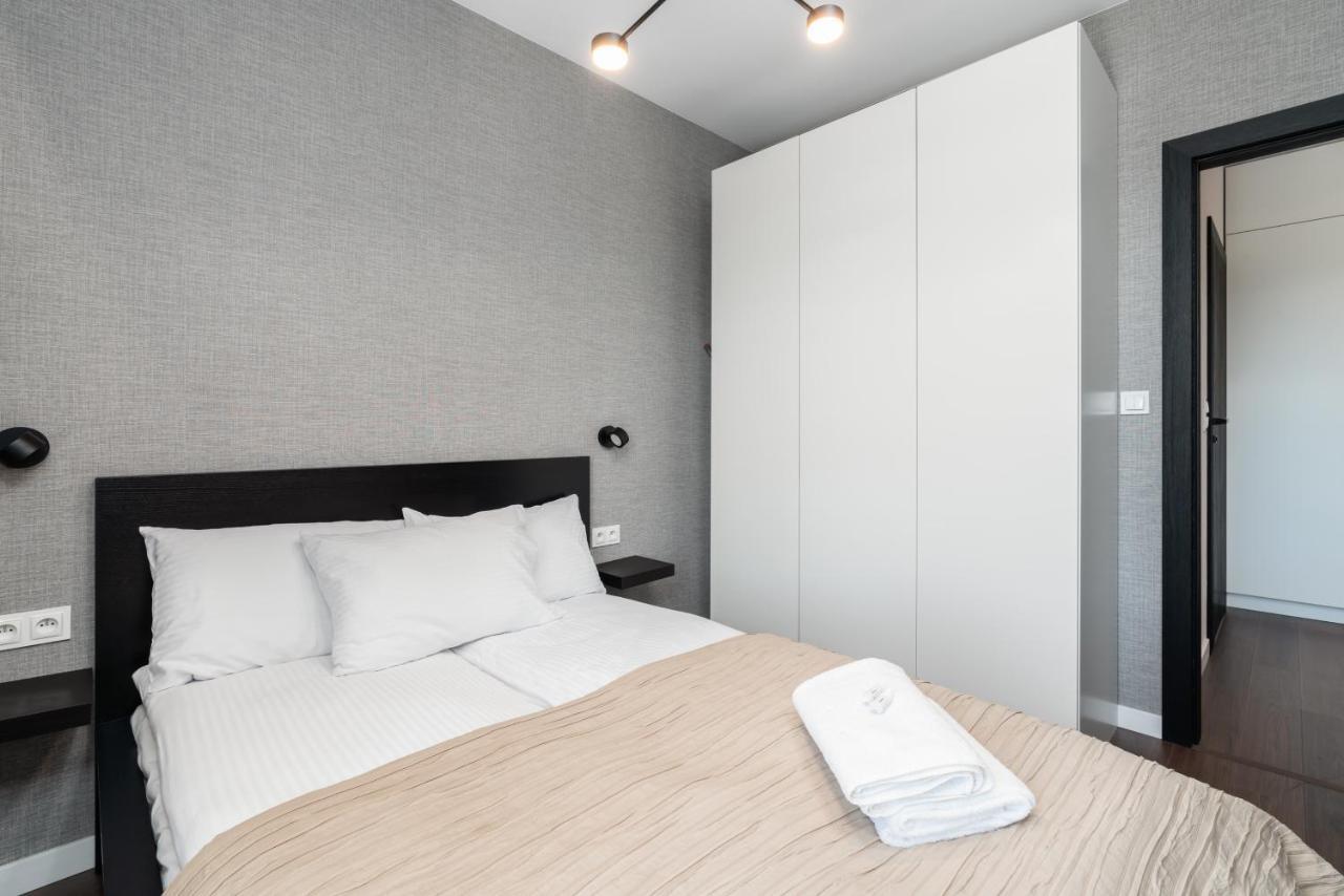 פוזנן Esencja Apartments With Free Parking Garbary 104 By Noclegi Renters מראה חיצוני תמונה