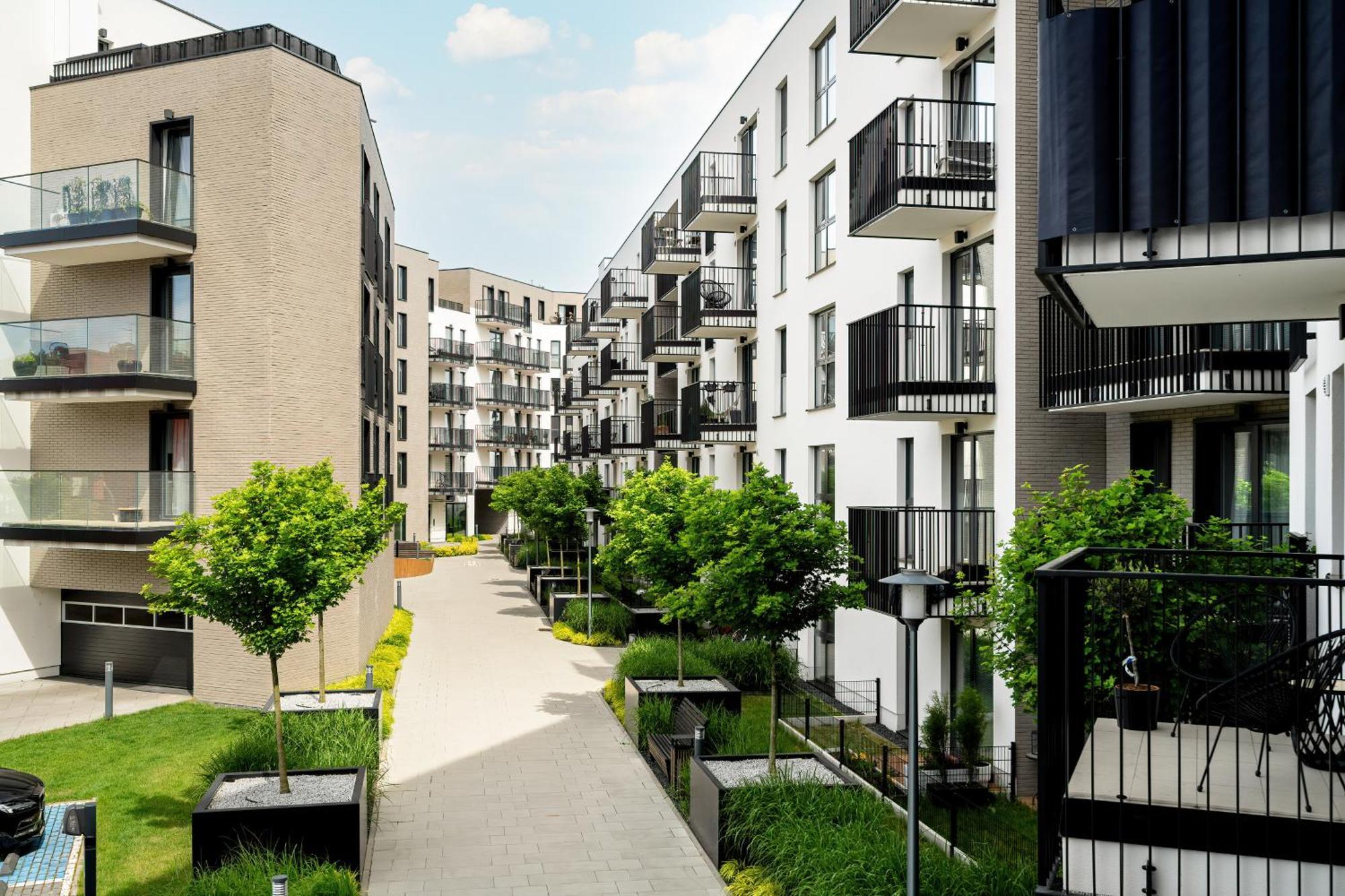 פוזנן Esencja Apartments With Free Parking Garbary 104 By Noclegi Renters מראה חיצוני תמונה