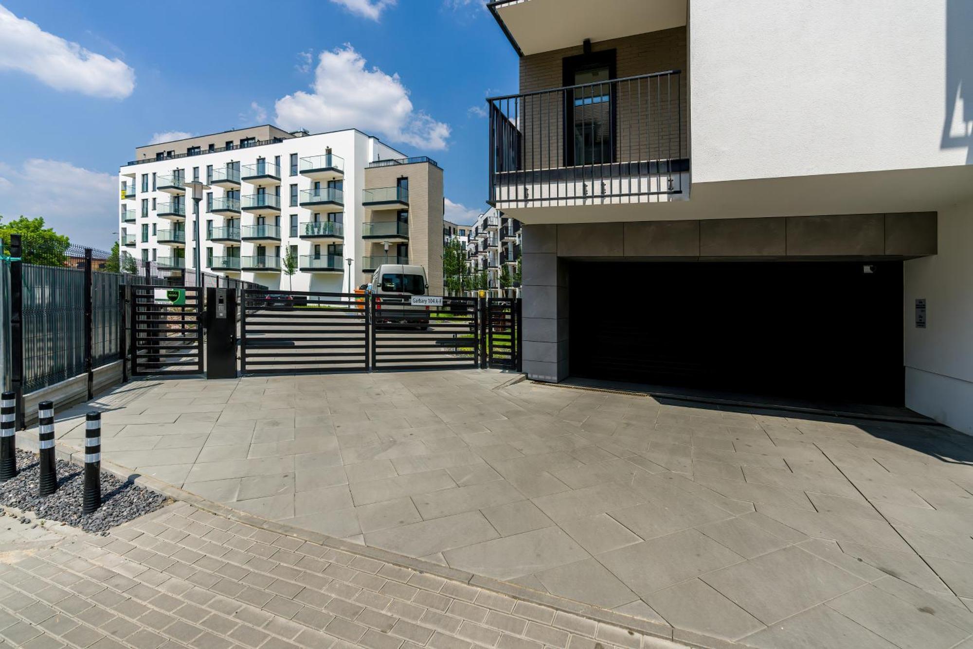 פוזנן Esencja Apartments With Free Parking Garbary 104 By Noclegi Renters מראה חיצוני תמונה